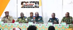 «Restons soudés et solidaires. Je suis plus optimiste et confiant» pour les 49 militaires Mali annonce le CEMAG Lassina Doumbia ledebativoirien.net