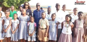 Côte d’Ivoire: Amadou Koné offre une bibliothèque au lycée Saint-Jacques de Bouaké LEDEBATIVOIRIEN;NET