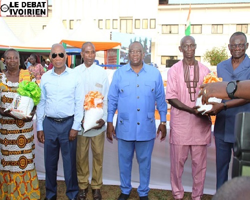adjoumani aux agriculteirs d'Abengourou