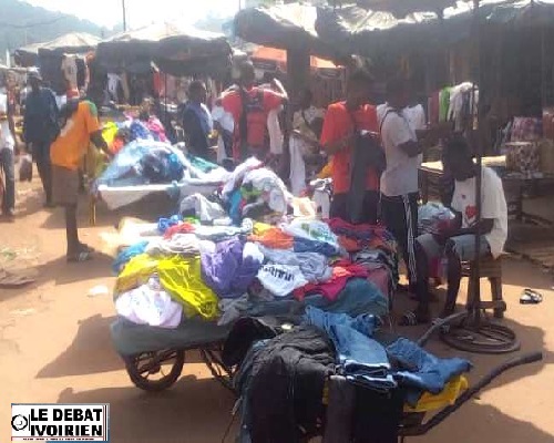 Dans l’univers des vendeurs de friperie à  Man: un monde de générosité du ‘‘yougou-yougou, dokaflai’’ Ledebativoirien.net